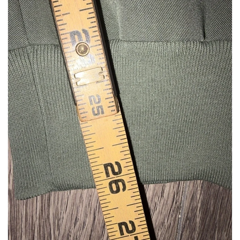 FIGS Technical Collection Kade Cargo Scrub Pants Womens XS Army Green